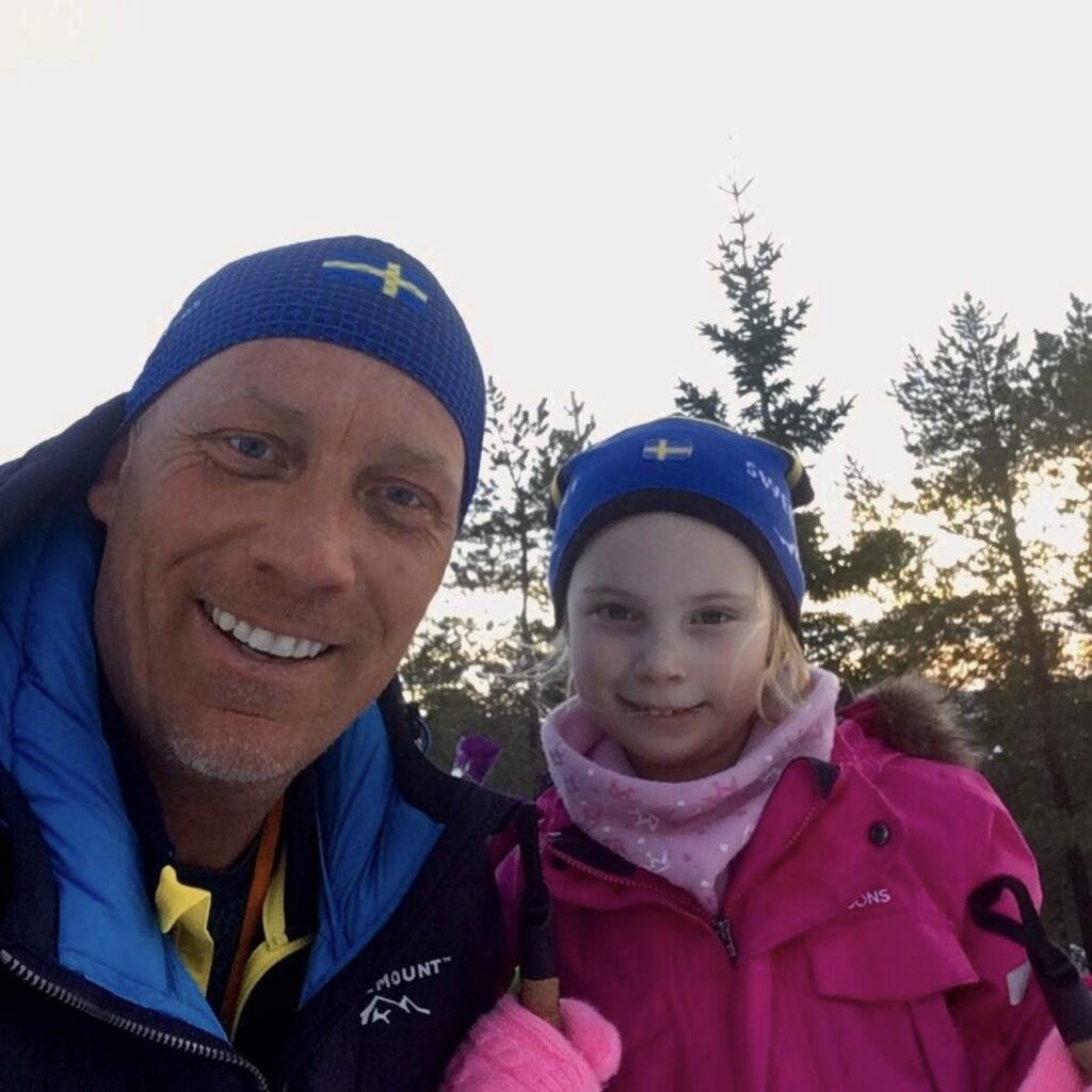 Jessica brukade åka skidor varje dag med sin pappa James i Luleå, Sverige